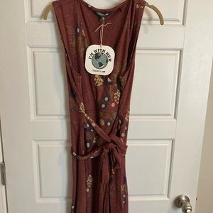 Toad and Co dress, size XL. Rust color with floral print and belt .